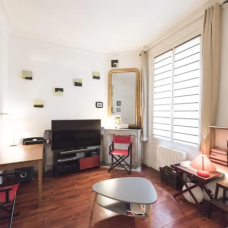 Veeve - Classic Studio In Montmartre *